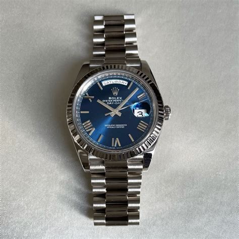 come avvitare corona rolex|OYSTER PERPETUAL DAY.